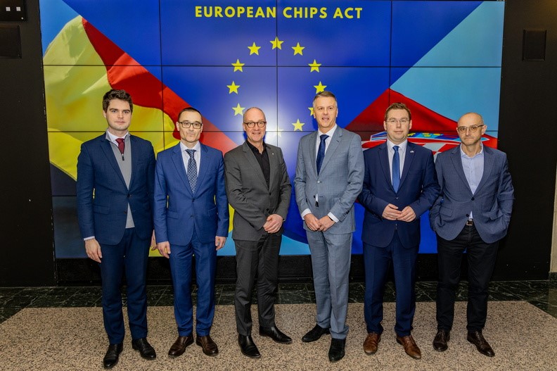 Karlo Ressler, Vedran Bilas Jo De Boeck, Hrvoje Bujanović, Marko Pavić, Hrvoje Meštrić