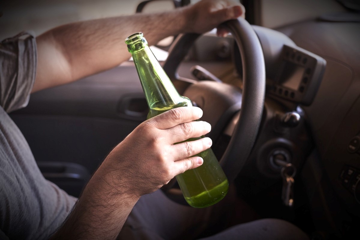 Riječ je o prvoj tehnologiji koja koristi standardnu ​​RGB kameru za otkrivanje razine alkoholiziranosti na temelju znakova intoksikacije na licima vozača 📷 wirestock